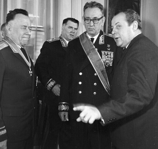 MARSHAL GRECHKO PRESENTATION ORDER PEOPLE'S REPUBLIC OF POLAND