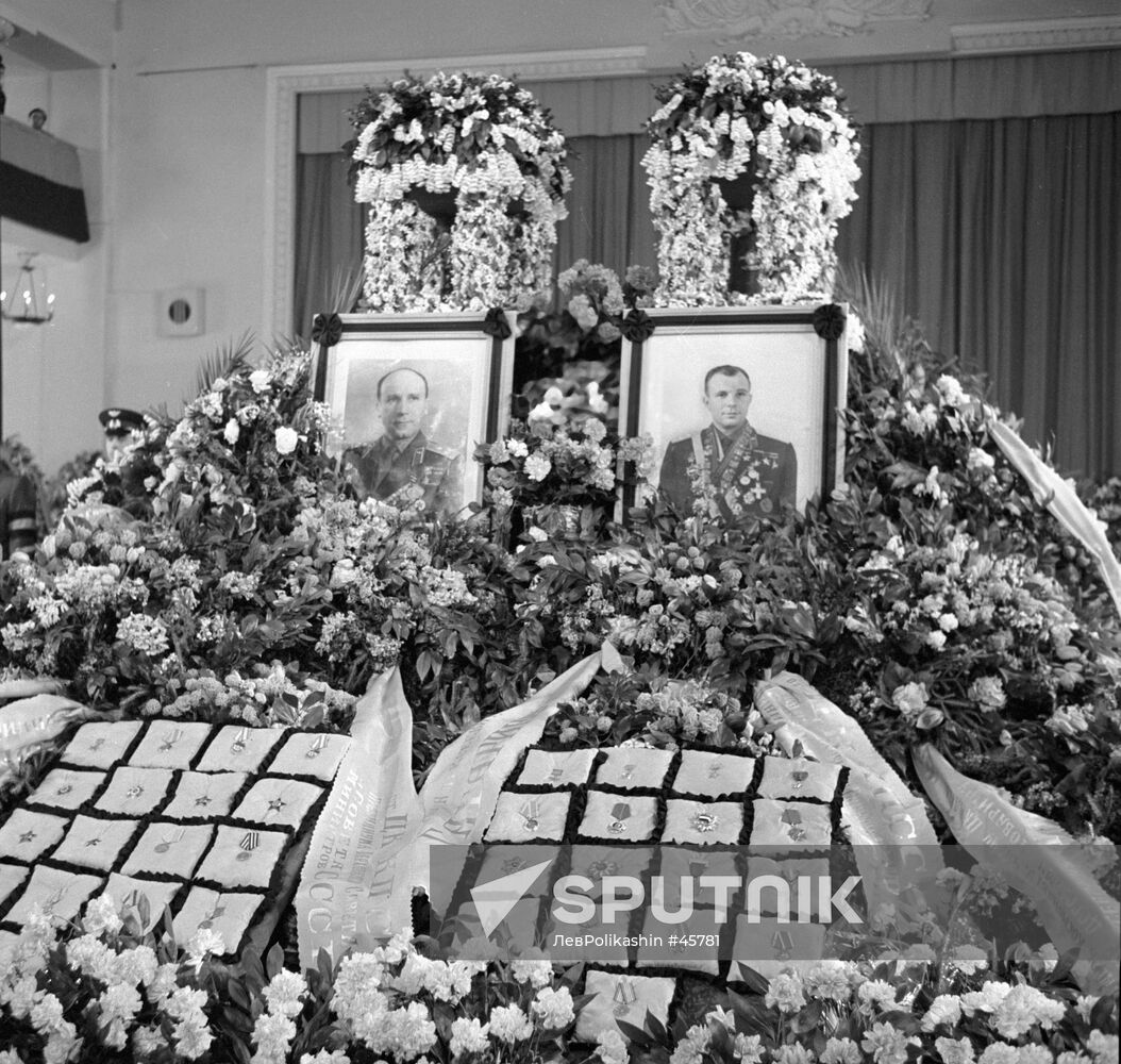 FUNERAL OF GAGARIN AND SEREGIN