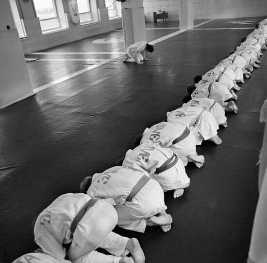 SAMBP SCHOOL PUPILS BOW