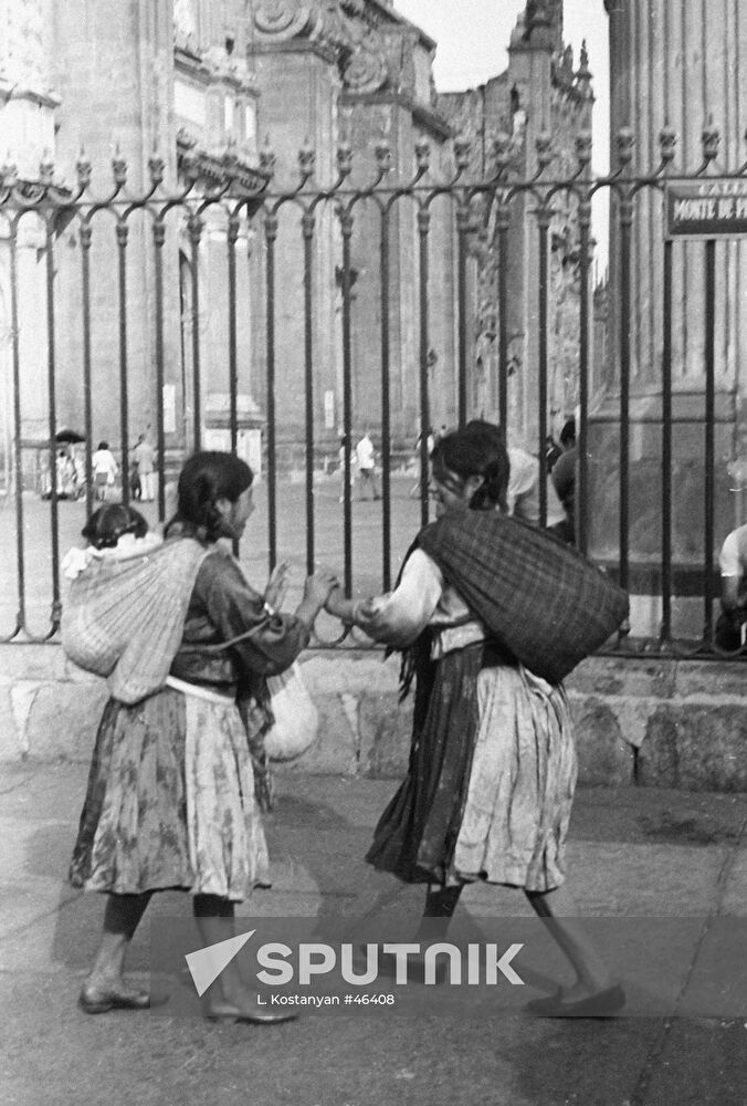 MEXICO WOMEN CHILDREN