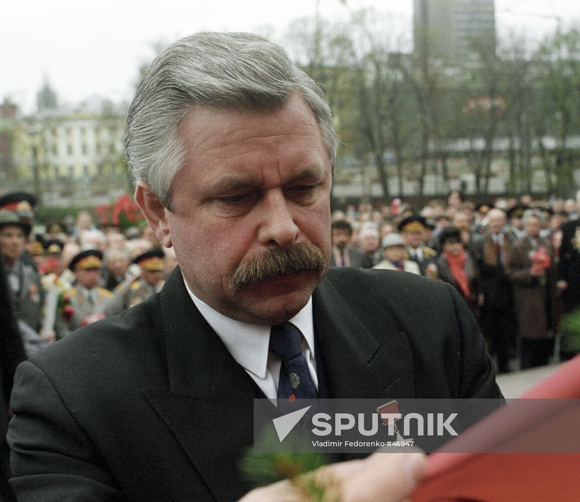 VICTORY DAY RUTSKOI MONUMENT UNKNOWN SOLDIER