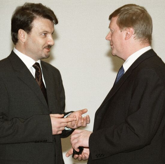GREF CHUBAIS