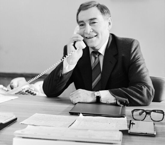 ACTOR VYACHESLAV TIKHONOV