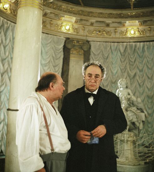 TIKHONOV LEONOV