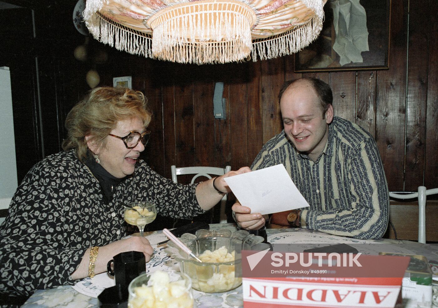 GALINA VOLCHEK DENIS YEVSTIGNEYEV