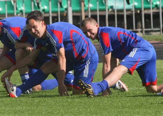 Russian national football team holds open training session