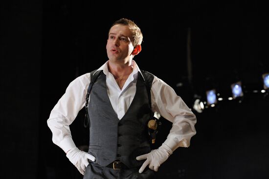 "The Threepenny Opera" staged at Chekhov Art Theater
