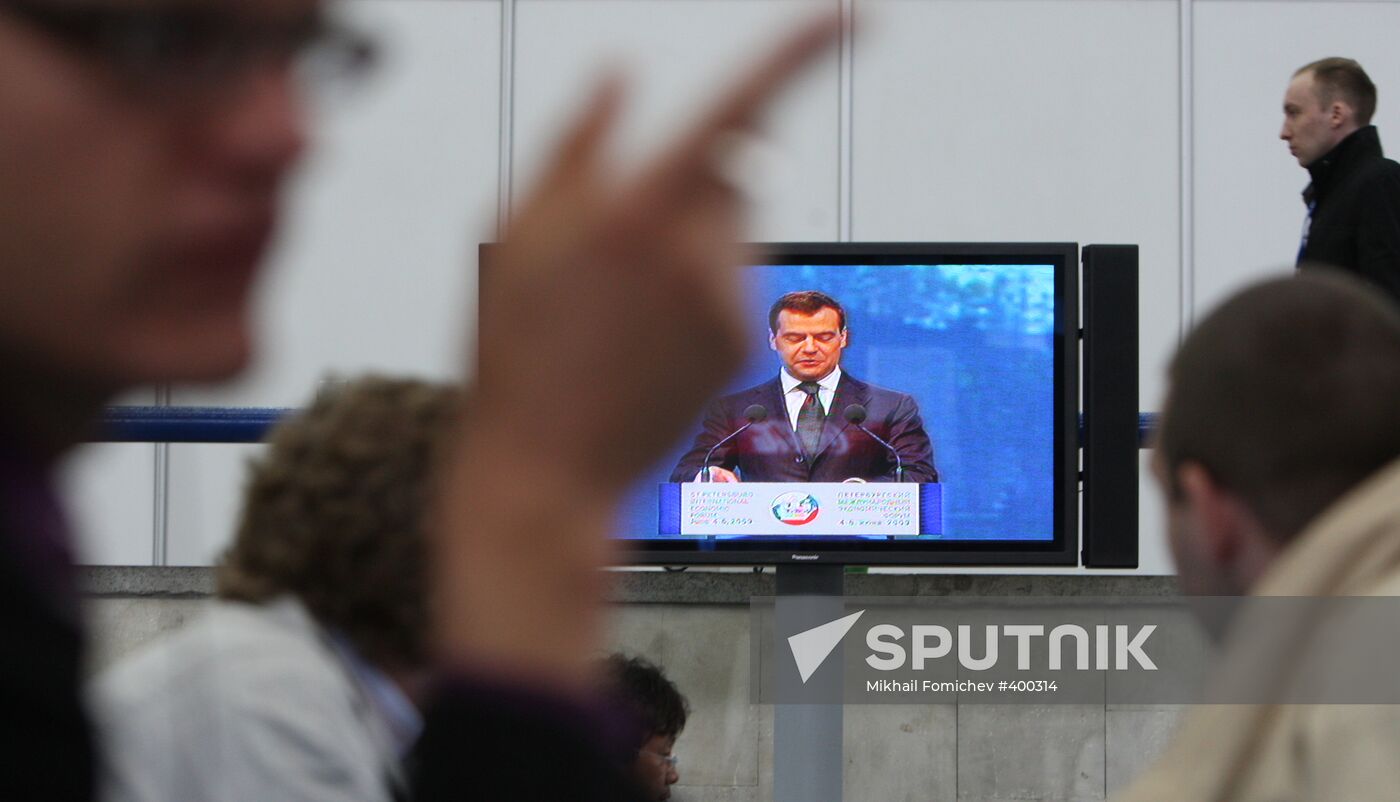 President Dmitry Medvedev's speech broadcast live