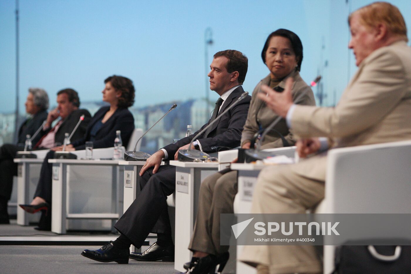 Dmitry Medvedev participates in St.Petersburg economic forum