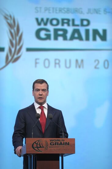 Russian President attends World Grain Forum 2009