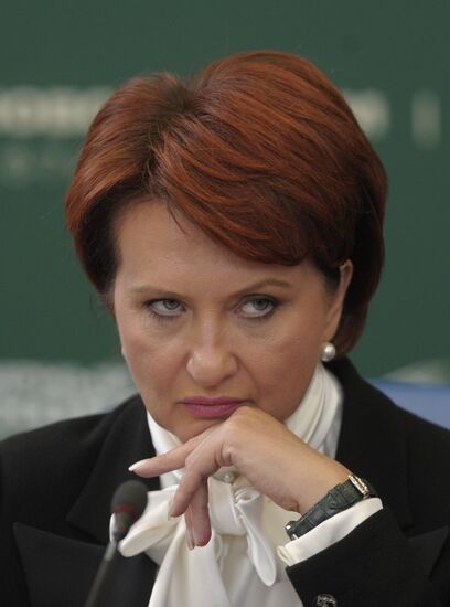 Russian Agriculture Minister attends World Grain Forum 2009