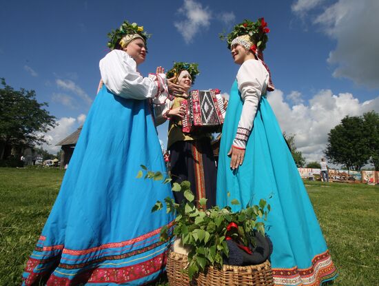 Celebrating Whitsunday in Suzdal