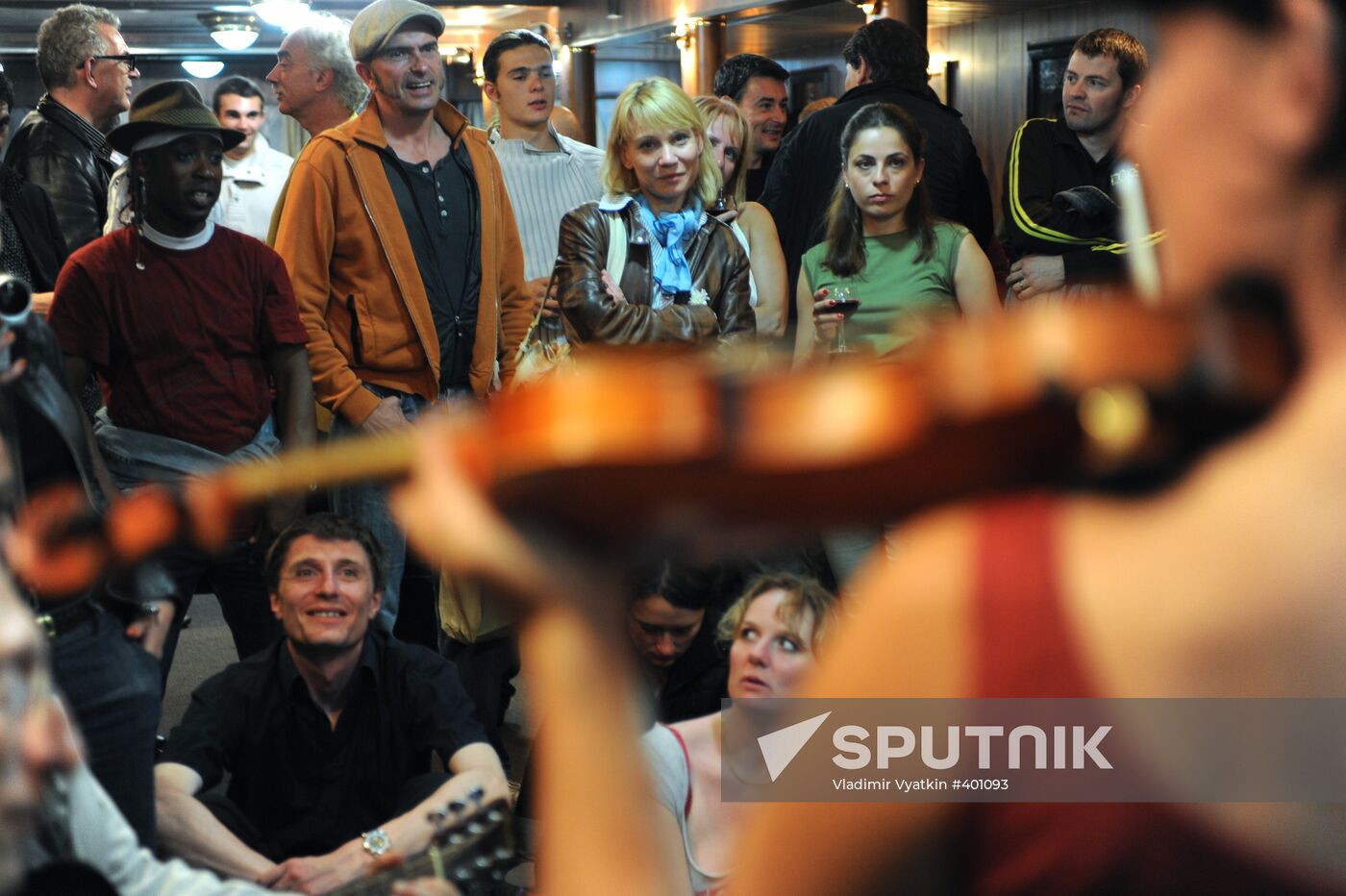 Theater Zingaro gives last performance at Chekhov Festival