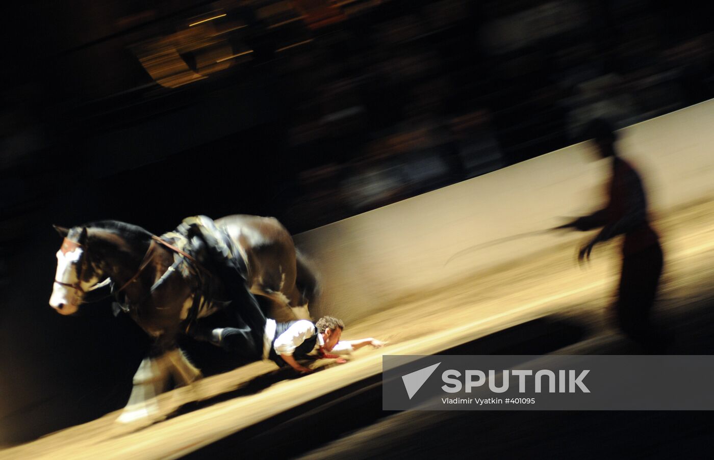 Theater Zingaro gives last performance at Chekhov Festival