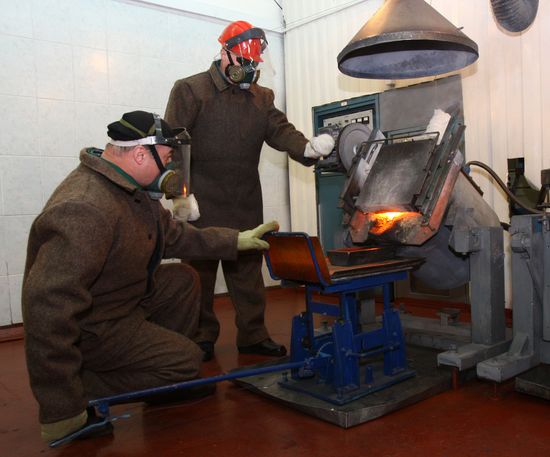 Plyus gold company