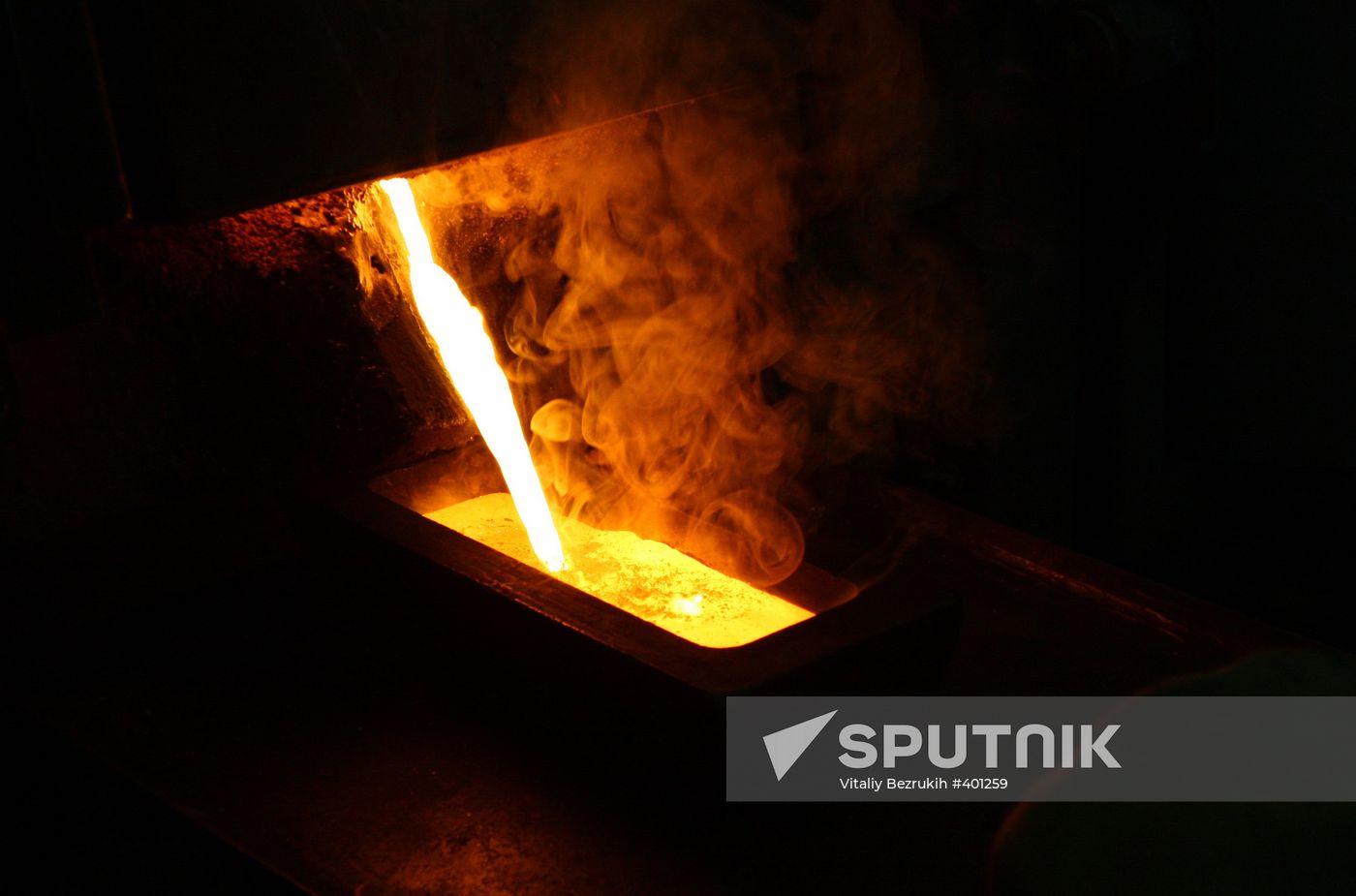 Plyus gold company