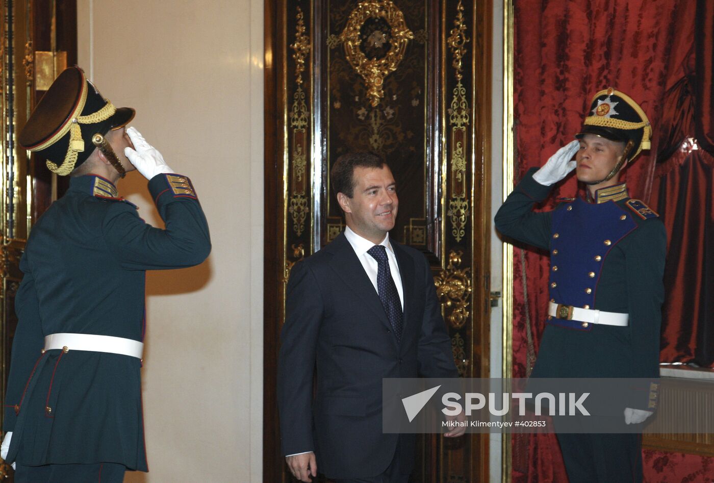 Dmitry Medvedev and Kurmanbek Bakiyev meet in Moscow