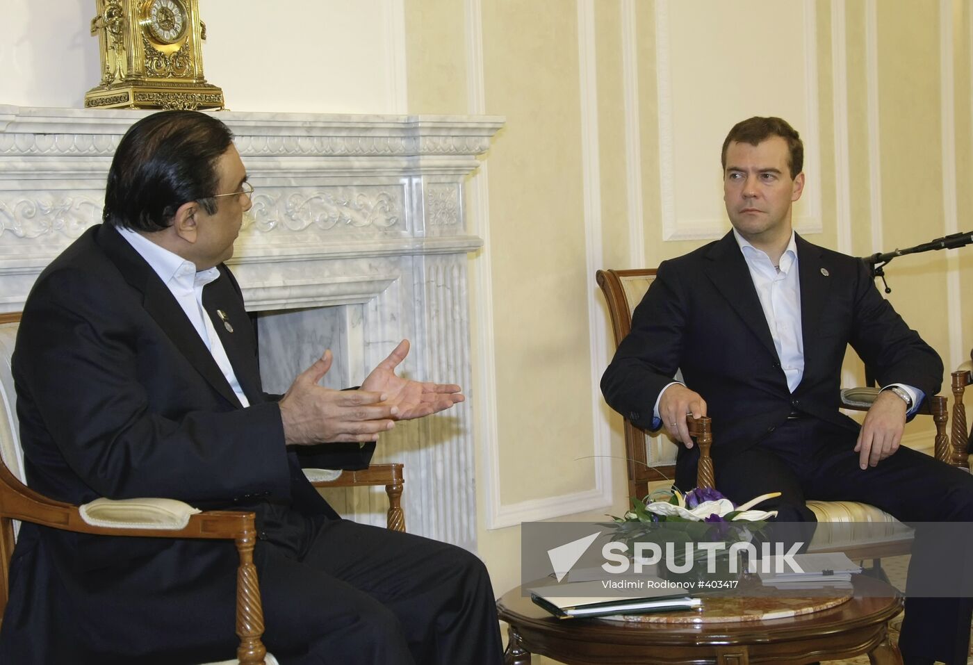 Dmitry Medvedev and Asif Ali Zardari