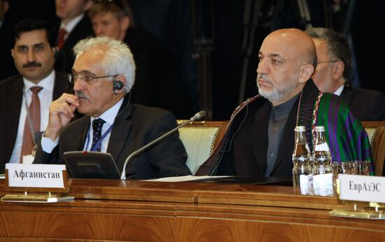 SCO summit in Yekaterinburg, day two