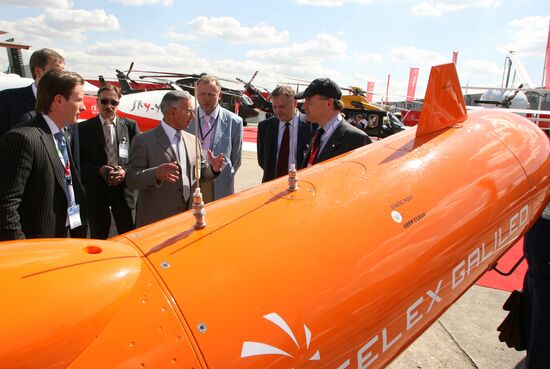 Nikolai Makarov visits Le Bourget