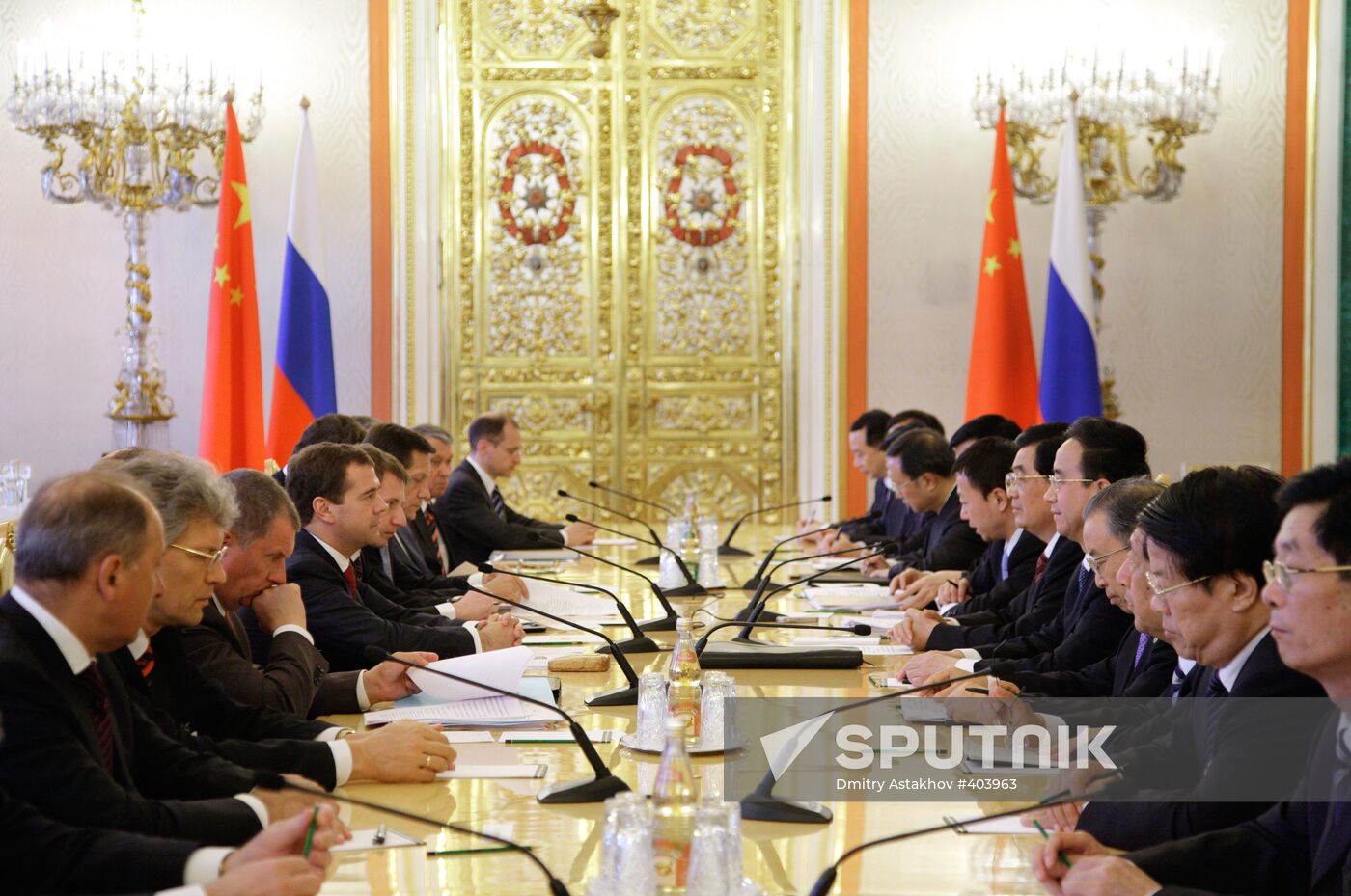 Chinese President Hu Jintao visits Russia