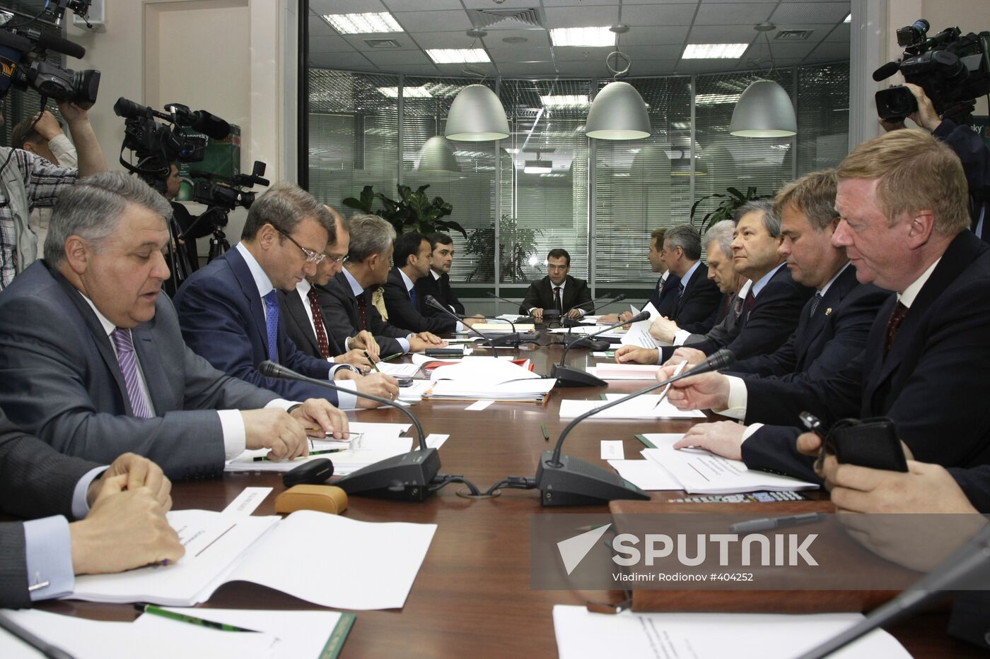 Dmitry Medvedev chairing commission meeting