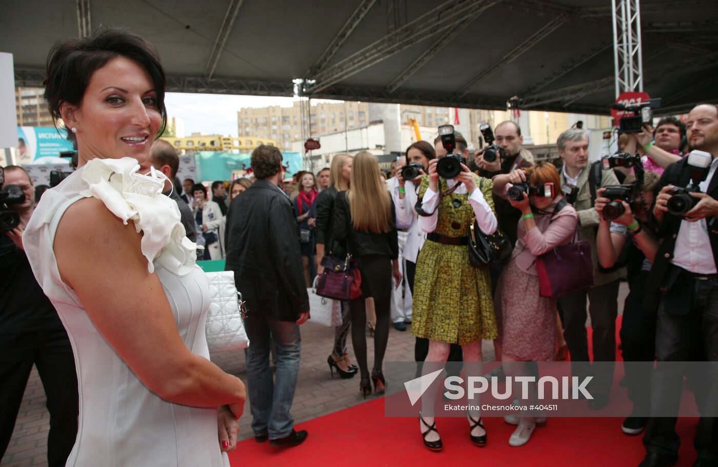 Alika Smekhova. Silver Galosh award in Moscow