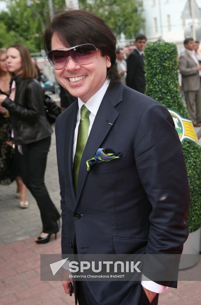 Valentin Yudashkin. Silver Galosh award in Moscow