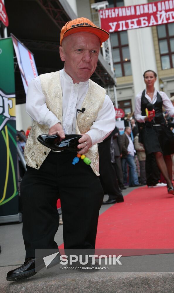 Volodya Tishenkov at Serebryanaya Kalosha/Silver Galosh Awards