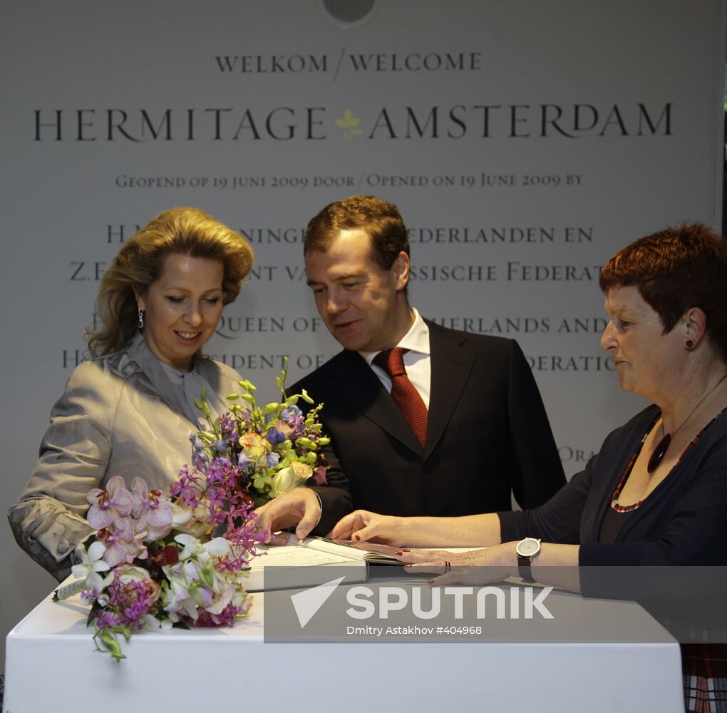 Dmitry Medvedev and his wife at Hermitage on the Amstel