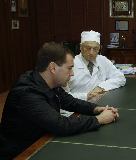 Dmitry Medvedev visiting wounded Yunus-Bek Yevkurov