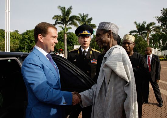 Russian President Dmitry Medvedev visits Nigeria