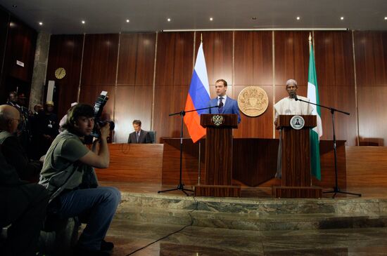 Russian President Dmitry Medvedev visits Nigeria