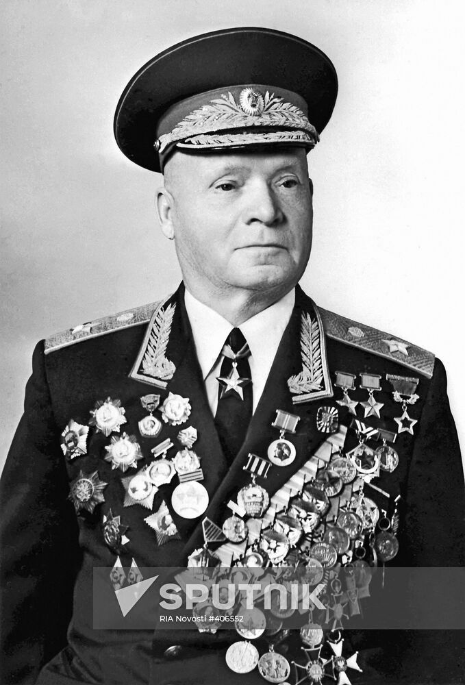 General of the Army Dmitry Lelyushenko