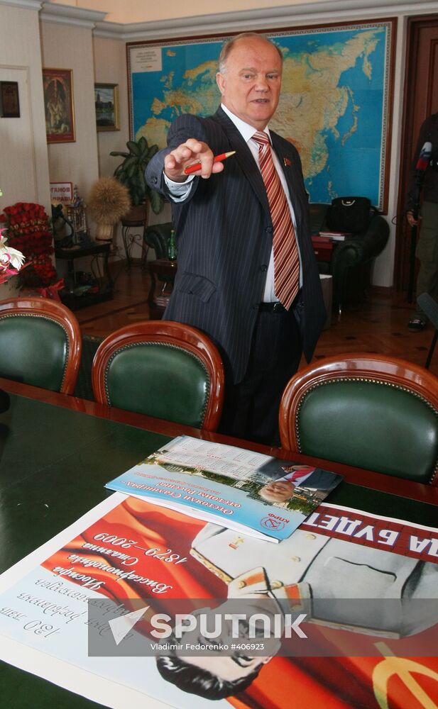 Gennady Zyuganov celebrating his birthday