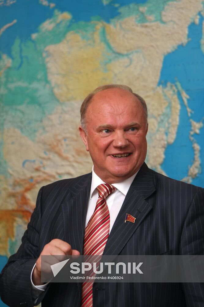Gennady Zyuganov celebrating his birthday