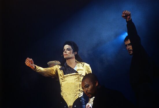 Michael Jackson performing in Moscow in 1993