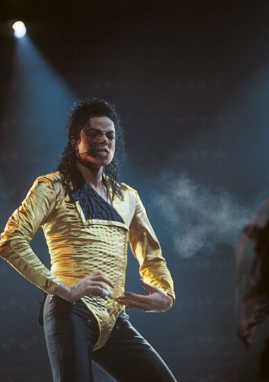 Michael Jackson performing in Moscow in 1993