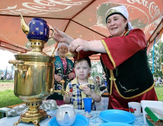 Primorye's ethnic Tatars and Bashkirs celebrate Sabantui