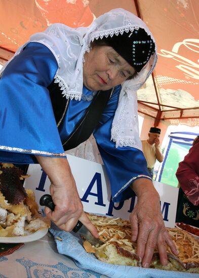 Primorye's ethnic Tatars and Bashkirs celebrate Sabantui