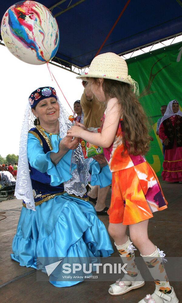 Primorye's ethnic Tatars and Bashkirs celebrate Sabantui
