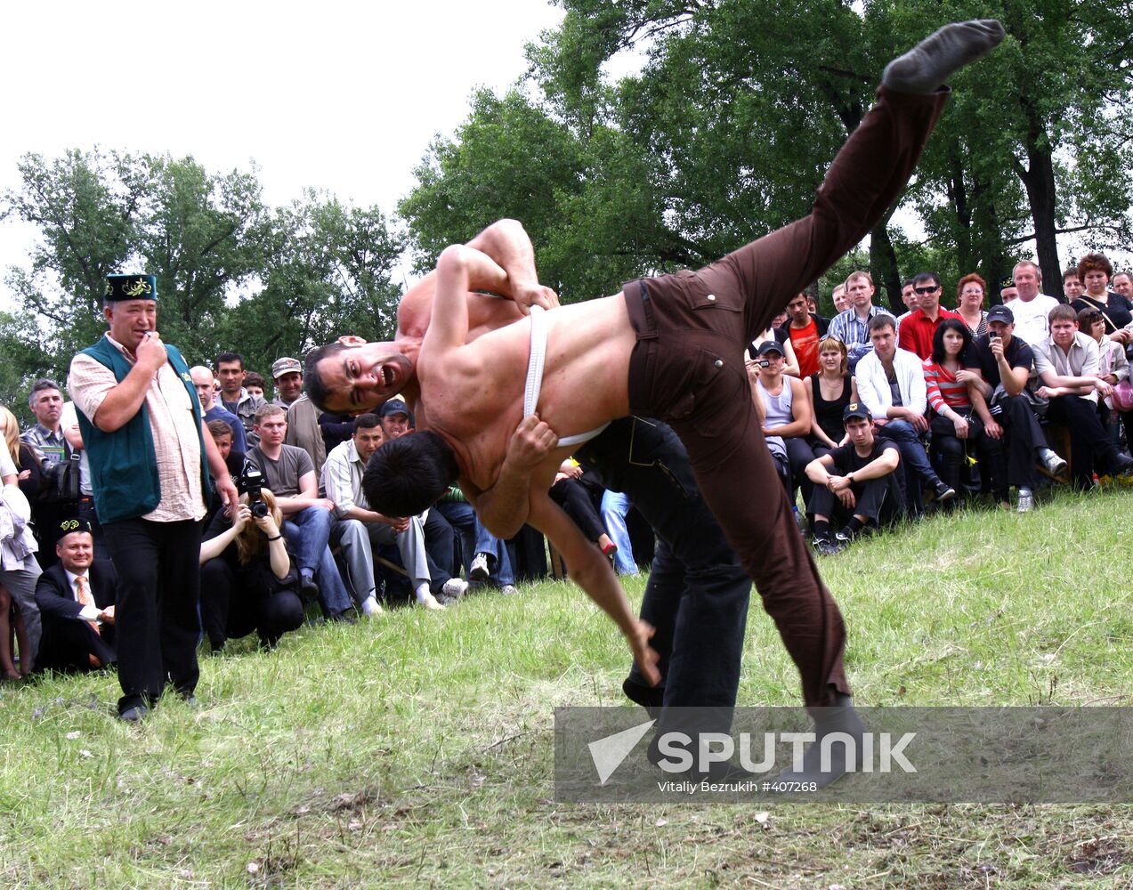 Krasnoyarsk's ethnic Tatars and Bashkirs celebrate Sabantui