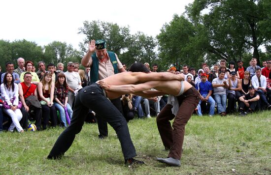 Krasnoyarsk's ethnic Tatars and Bashkirs celebrate Sabantui