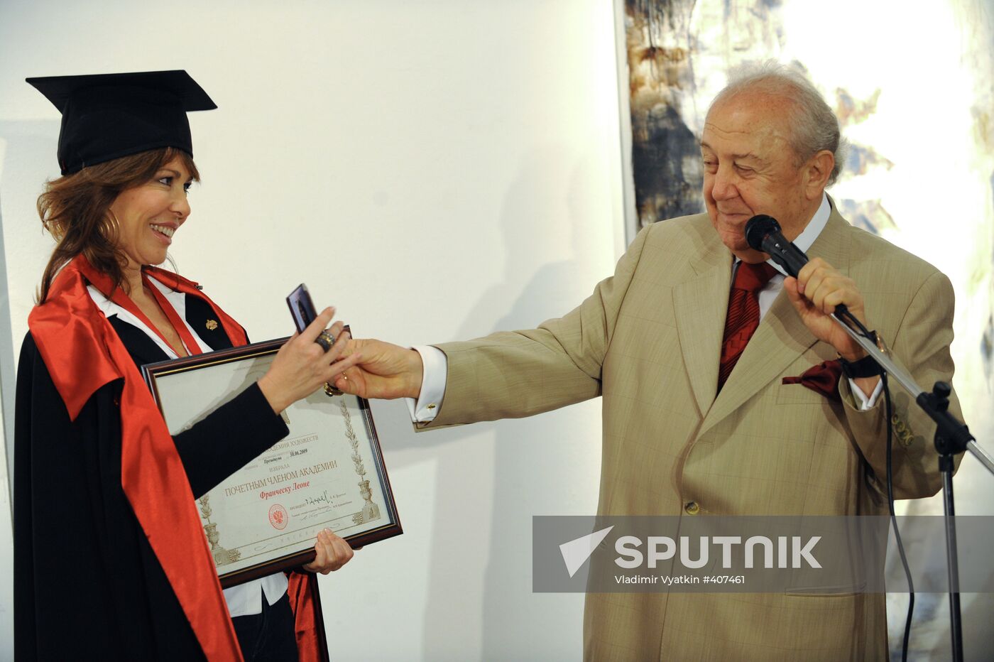 Italian artist Francesca Leone's exhibition in Moscow