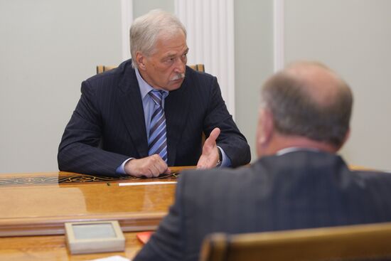 Vladimir Putin holds meeting with leaders of State Duma parties
