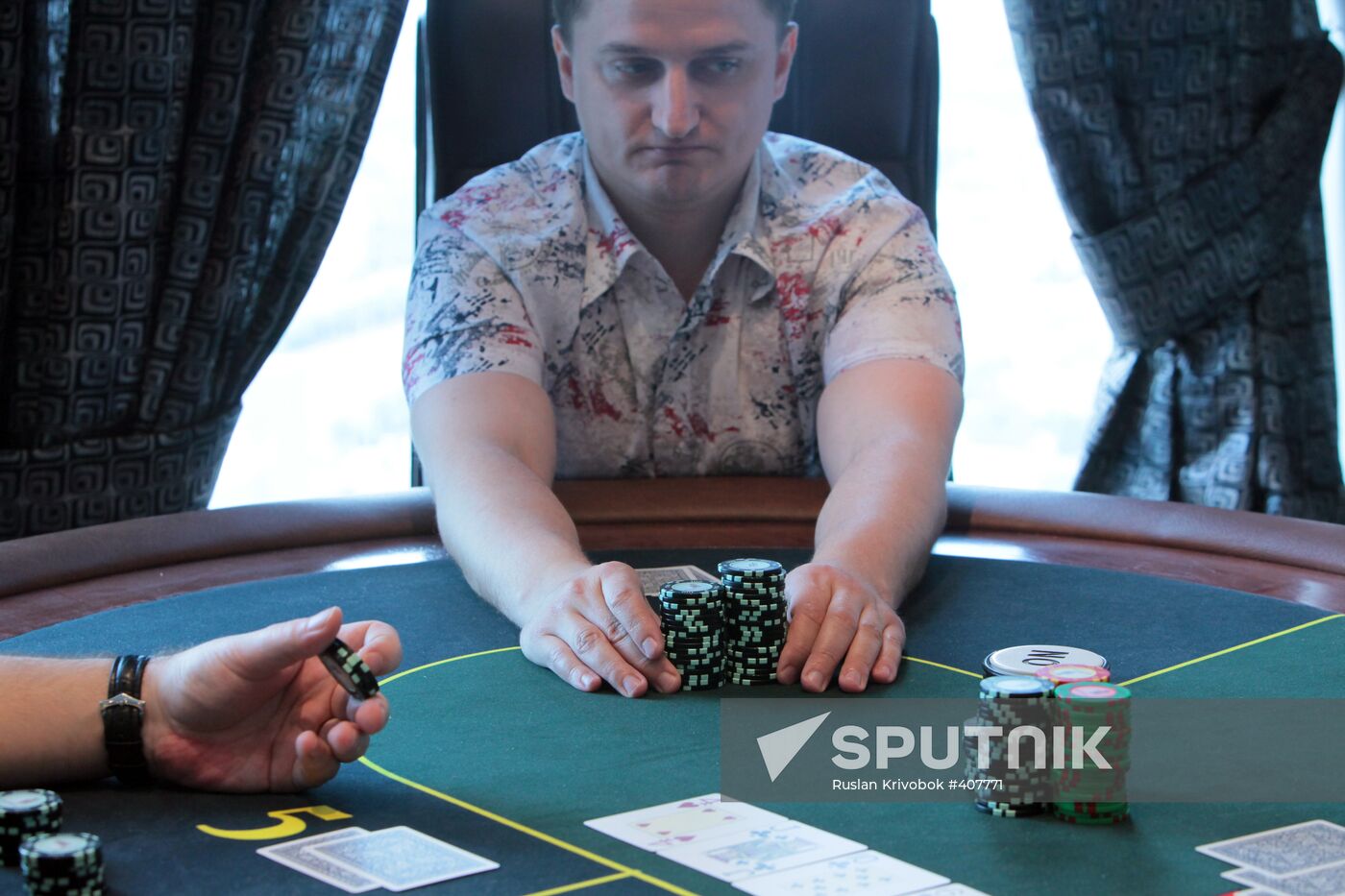 Sports poker at the PokerMoscow school