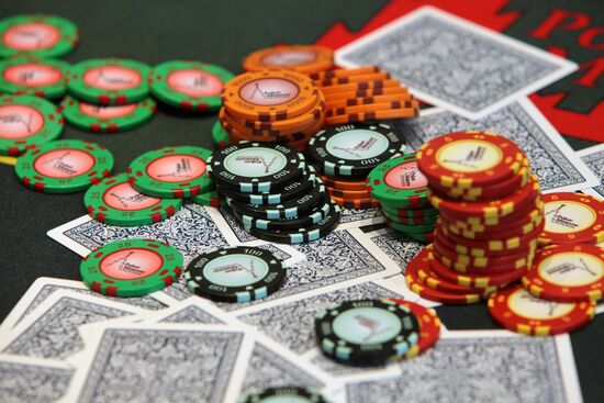 Sports poker at the PokerMoscow school