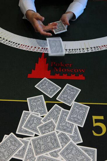 A poker tournament at PokerMoscow school
