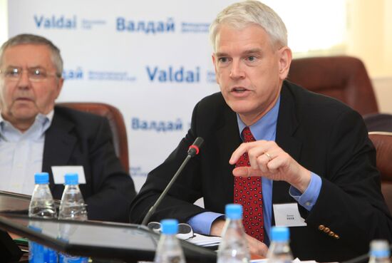 Russian and US political analysts at Valdai forum