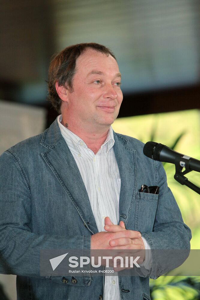 Sergei Ursulyak attending Kumir actor awards ceremony
